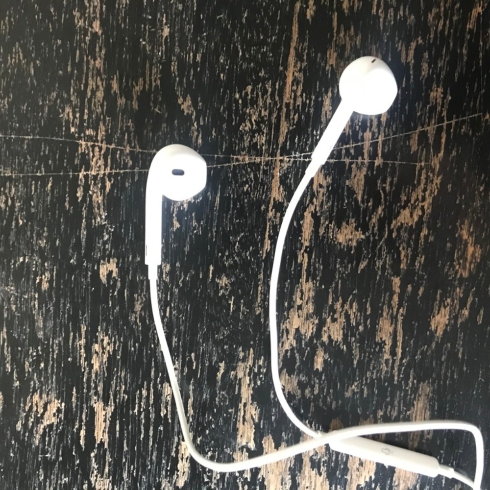 Authentic Apple Headphones